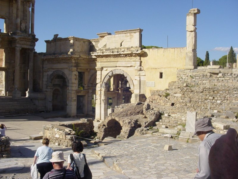 gateofmazeus.jpg